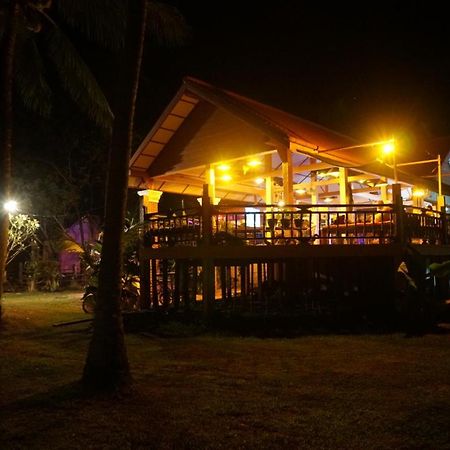 Hotel The Boathouse Ban Dondét Exterior foto