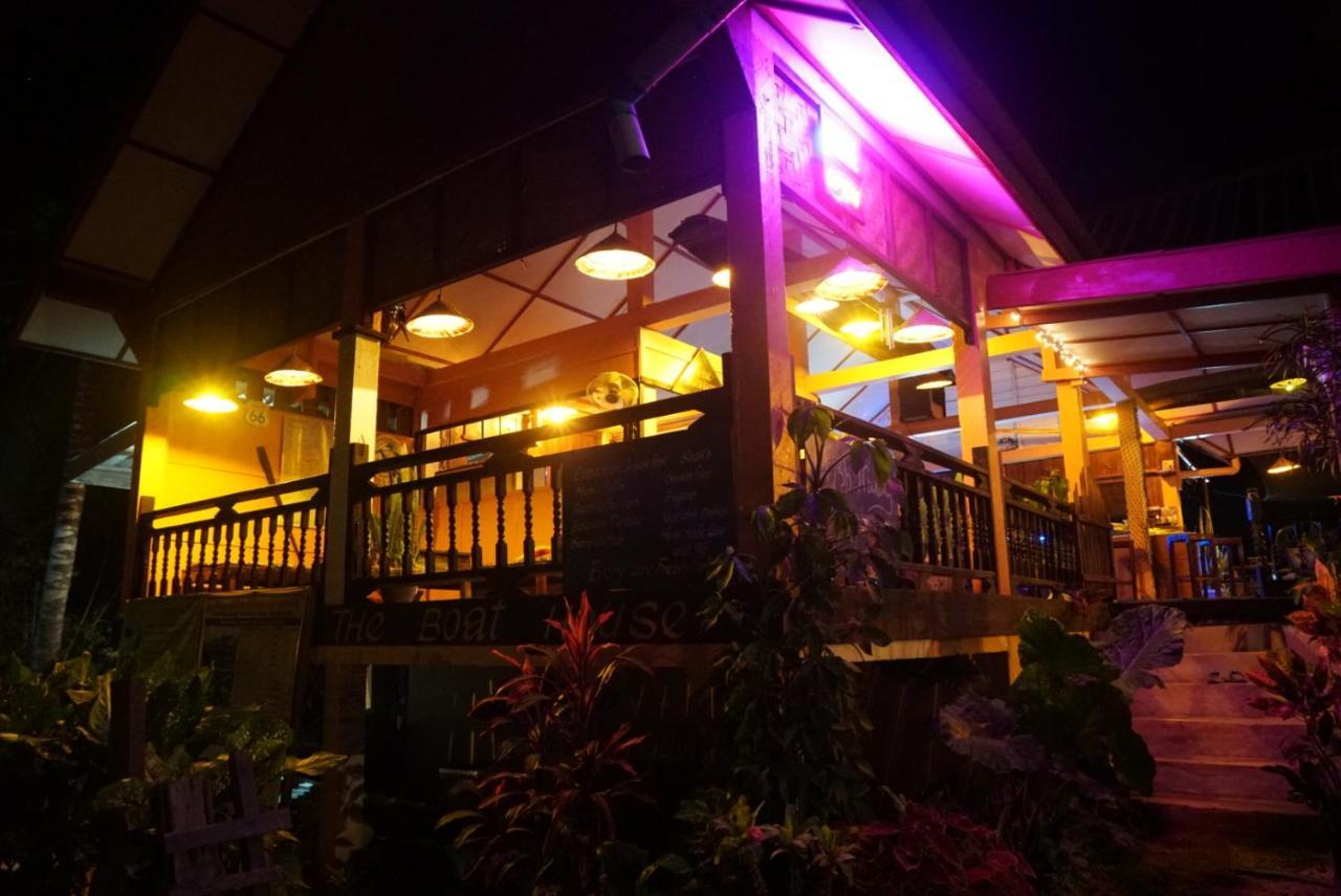 Hotel The Boathouse Ban Dondét Exterior foto